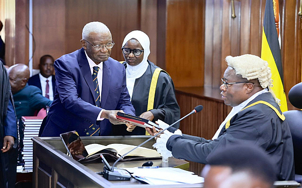 Uganda: Ministers take oath as ex officio Members of Parliament